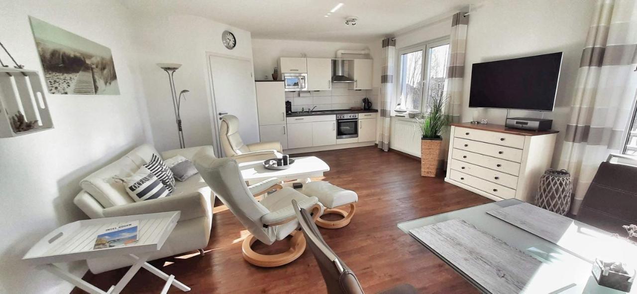 Ferienwohnung Wellenreiter Sassnitz Ngoại thất bức ảnh